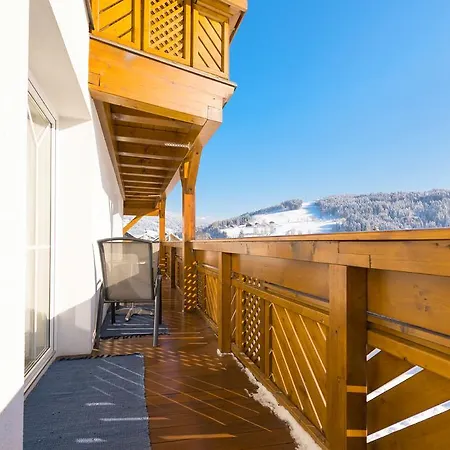 Haus Meneweger Apartment Flachau Exterior photo